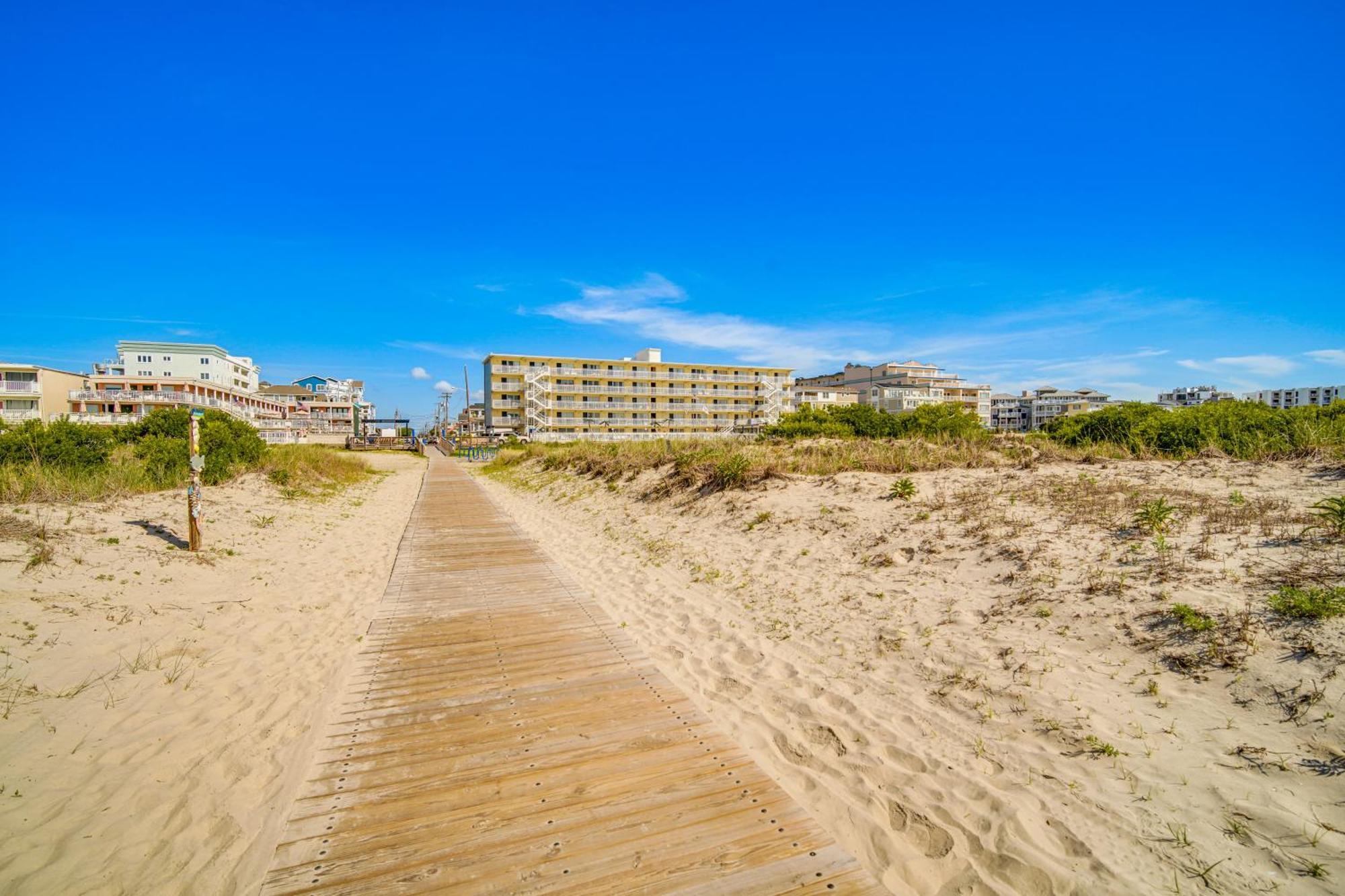 Sun-Soaked Wildwood Getaway, 6 Mi To Cape May! وايلدوود كريست المظهر الخارجي الصورة